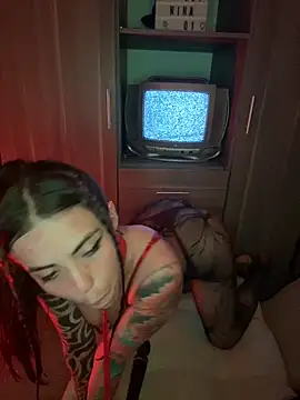 دردشة i_am_nina_ الجنسية المباشرة