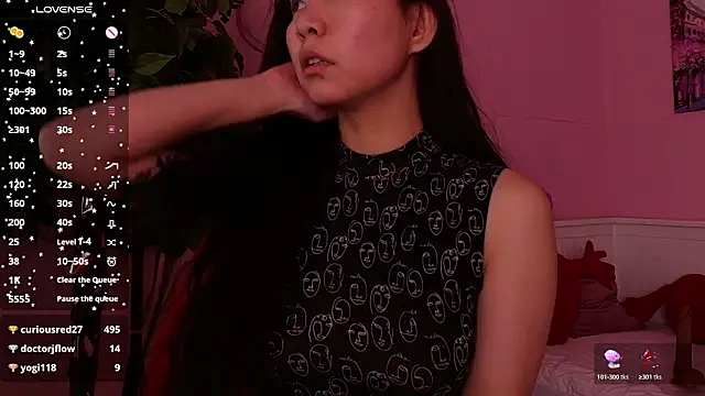 Inari_Okami_ Live XXX-chat