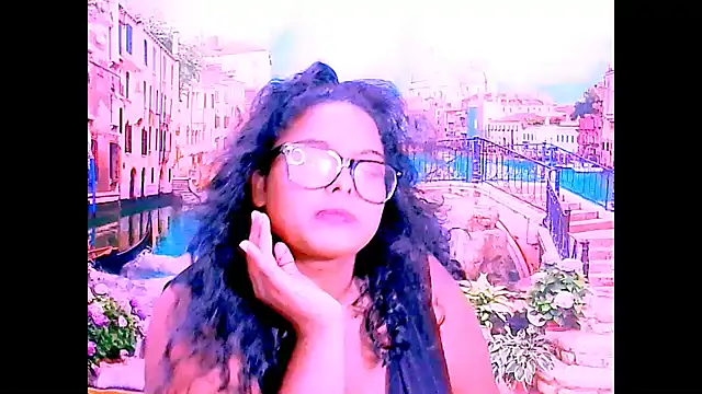 Indianfairy99 Adlı Modelin Canlı XXX Sohbeti