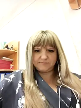 Office_Albertina's Webcam Show