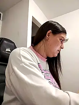 Mia_Hampton Chat XXX in diretta