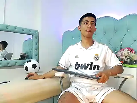 دردشة Apolo_Richards الجنسية المباشرة