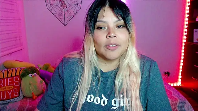 EllieMoonX Live XXX-Chat