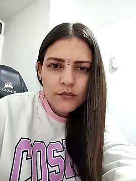 Mia_Hampton Chat XXX in diretta