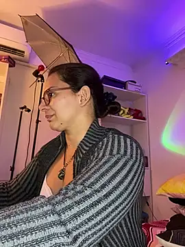 XXX chat uživo modela Amarantha_666