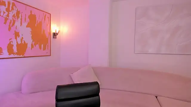 MarianneLane Adlı Modelin Canlı XXX Sohbeti