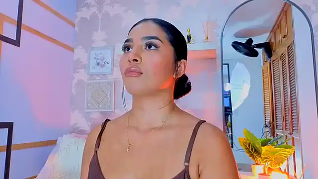 CharlotteGraay Chat XXX live