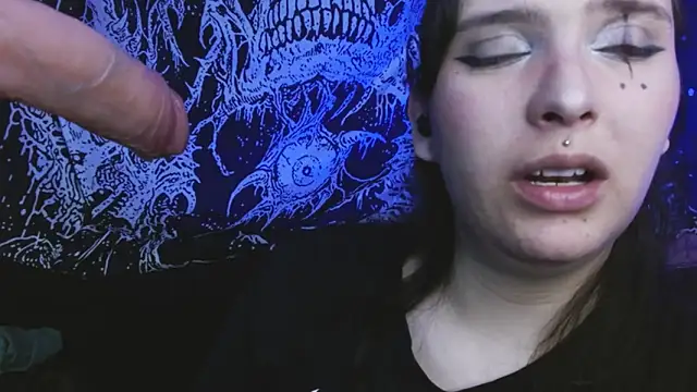 mikaskullcs live XXX chat