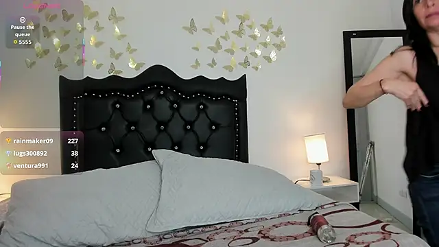 SabinaDeluxe_cg Show in webcam