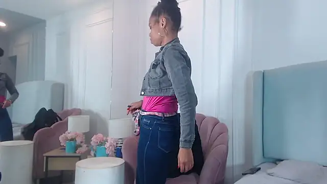 ChantalGarner Live XXX-chat