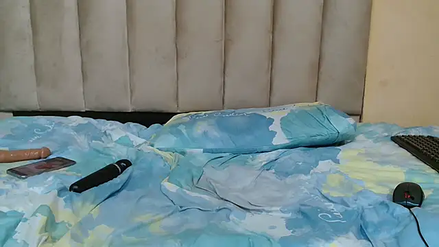 SexyAssQueenX live XXX chat