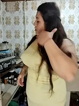 SafiroJhonsのライブXXXチャット