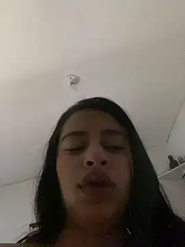 MANOLOT04のライブXXXチャット