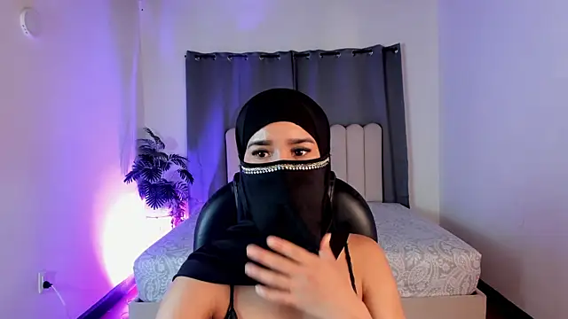 Czat XXX na żywo – zahira_aly