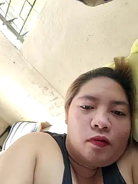 kinkynastymum74 Chat XXX in diretta