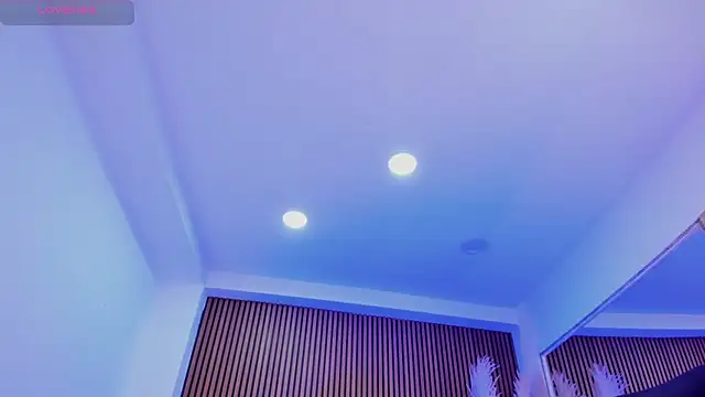 SelenaStonneのライブXXXチャット