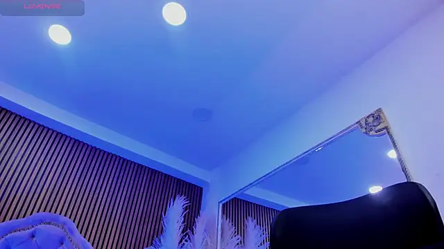 SelenaStonne Live XXX Chat