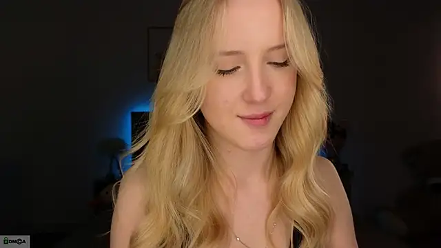 adele_armass' Live XXX Chat