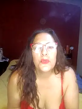 Perradulcee Adlı Modelin Canlı XXX Sohbeti