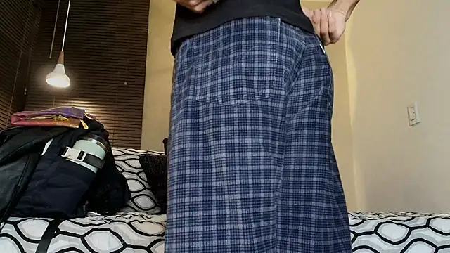 Damon_Salvarote_S Pertunjukan Webcam