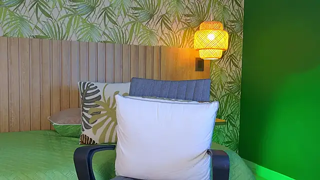 Chat XXX ao vivo de TommyBlue_