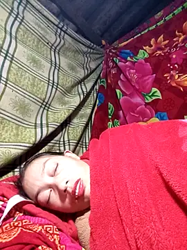 Susuu5790 Adlı Modelin Canlı XXX Sohbeti