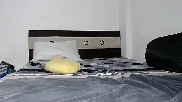 lovemee_30 Adlı Modelin Canlı XXX Sohbeti