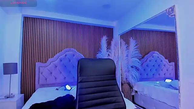 SelenaStonne's Live XXX Chat