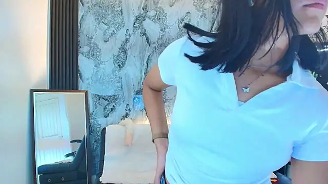 Nanami_19のライブXXXチャット