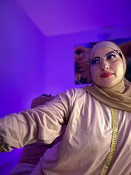 Badra_Abaid live XXX chat