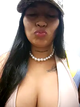 luisa16xxx 现场XXX聊天