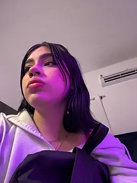 Lily_Woodz Chat XXX in diretta