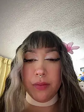 VictoriaGerard_Pink Chat XXX in diretta