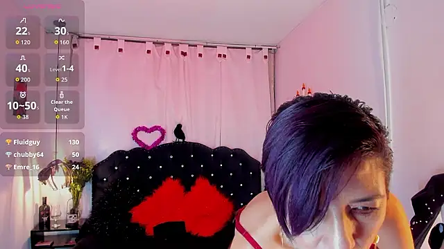 Trinityy__ Chat XXX in diretta