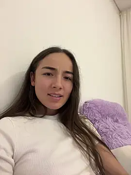 Innerpeace_ Chat XXX in diretta