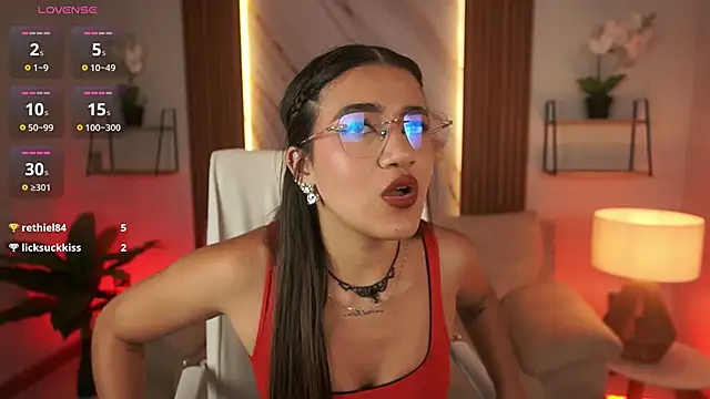 IvyGrabesのライブXXXチャット