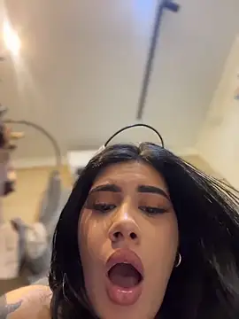 clarachanelricek 现场XXX聊天