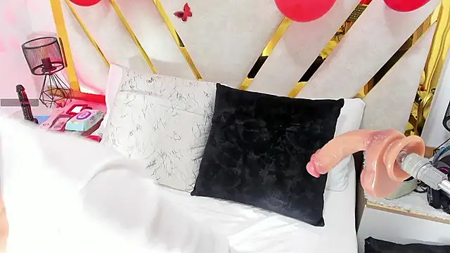 Luna_Naughty1: απευθείας συνομιλία ΧΧΧ