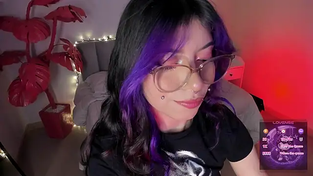 Violetta_Nur live XXX chat