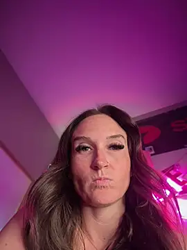 Chat +18 de Kate-Paul ao vivo