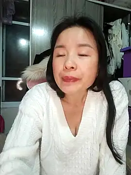 Listen-lyn Live XXX chat