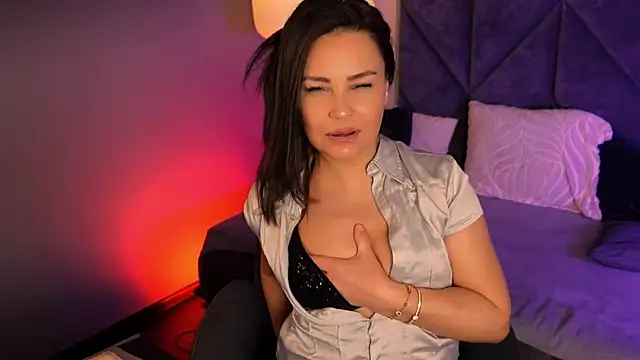 MilenaMellow: απευθείας συνομιλία ΧΧΧ