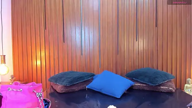 SilvanaCapelli 现场XXX聊天