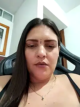 Mia_HamptonのライブXXXチャット