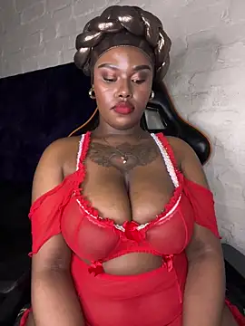 Chatroom XXX en direct de QUEEN_NOBUHLE_FEMDOM_777