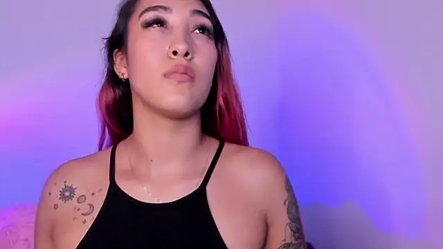 HeidyRousse Chat XXX in diretta