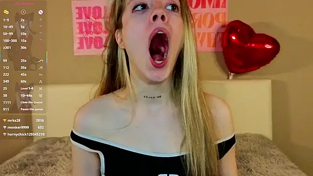 Онлайн чат XXX TiffinyMergist