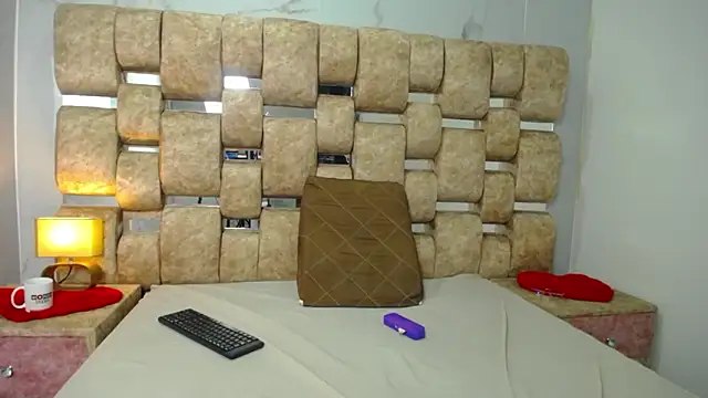 KathyAiden Chat XXX live