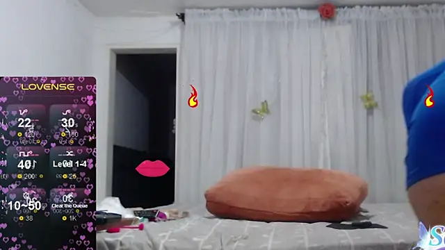 linapalacios' Live XXX Chat