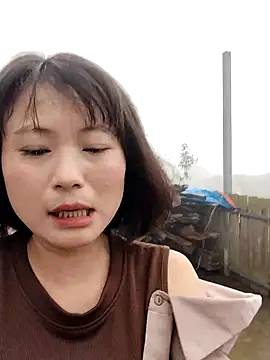 linda_bae00 Show Webcam